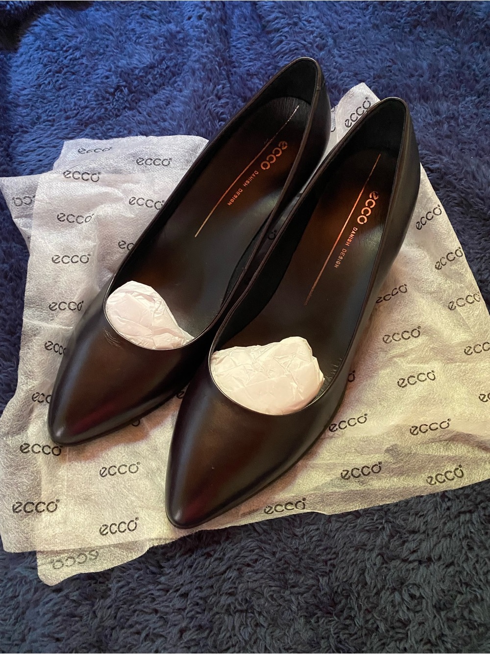 ECCO Black Pointed Toe Leather Heels pumps